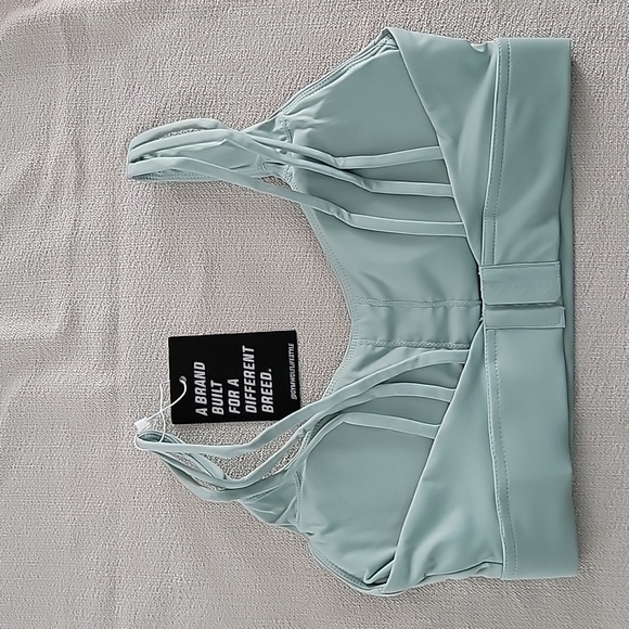 Gym Wolf Sports Bra - Picture 3 of 3